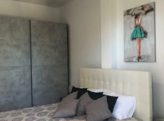 לינה וארוחת בוקר Cala Caterina