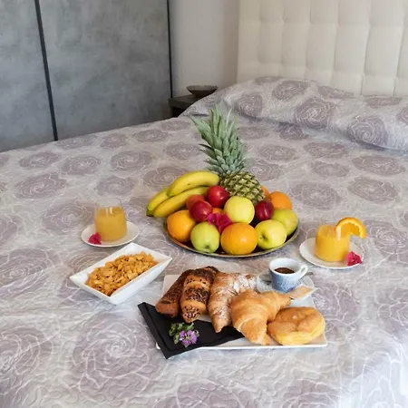 Cala Caterina לינה וארוחת בוקר וילסימיוס