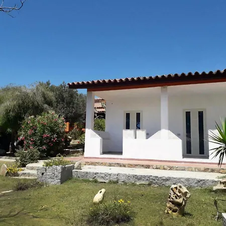 Cala Caterina Alojamento de Acomodação e Pequeno-almoço Villasimius